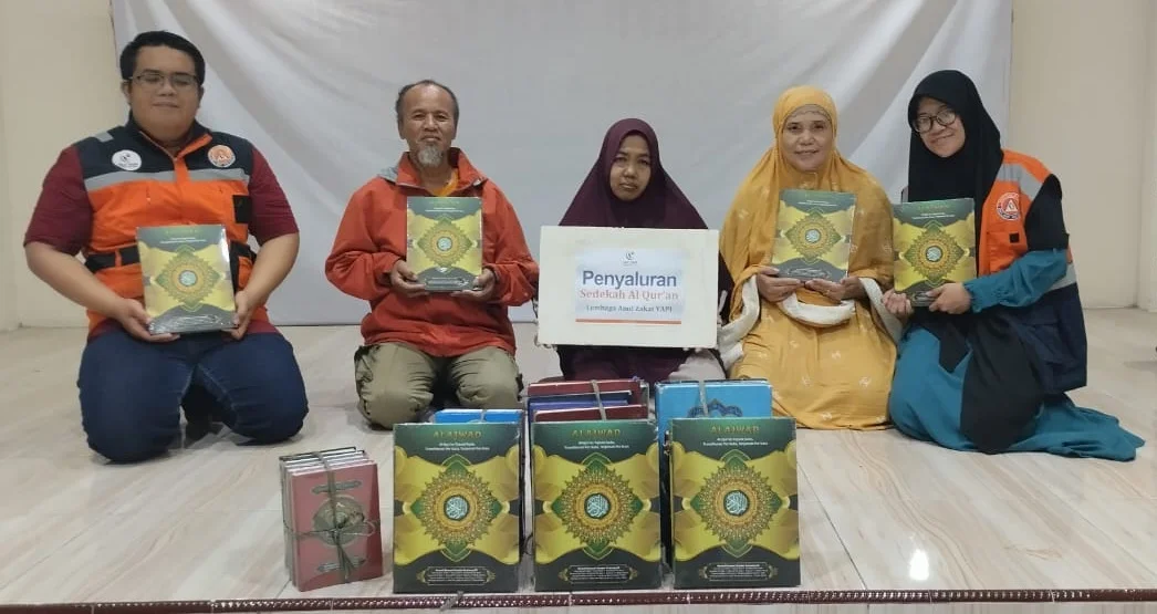 LAZ YAPI Salurkan Bantuan Al Qur'an Donatur 