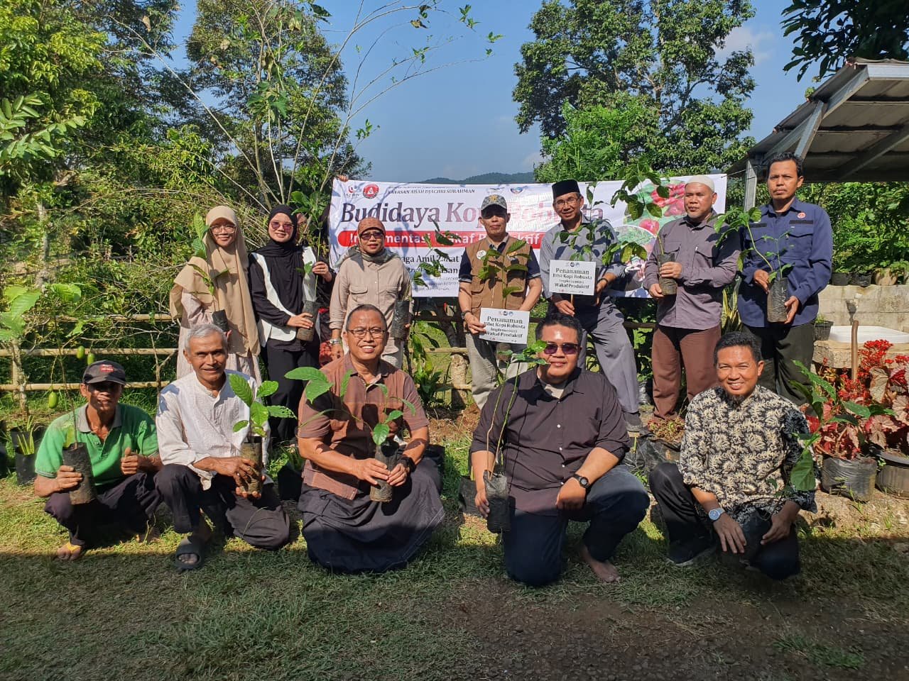 Wakaf Produktif Budidaya Kopi Robusta 