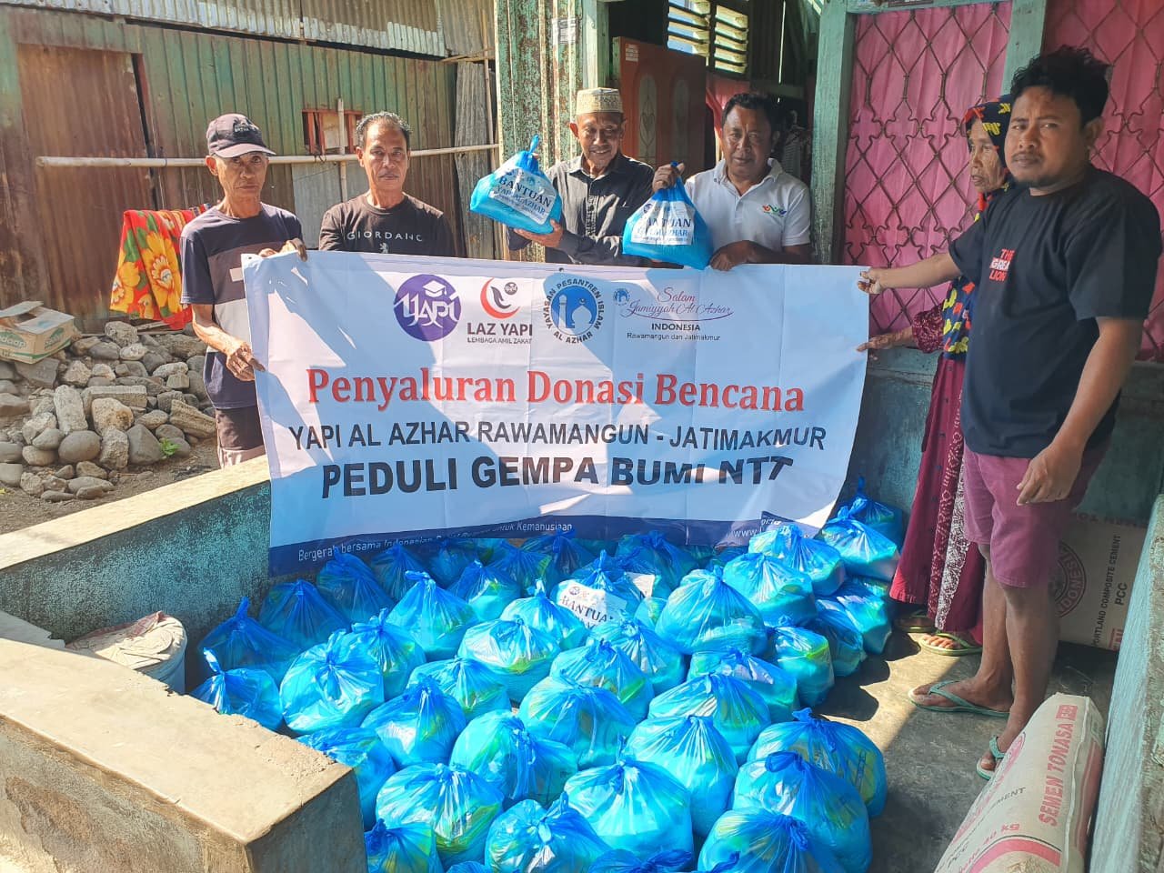 Bantuan Untuk Penyintas Gempa NTT